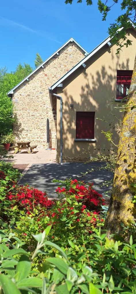 Vue sur jardin gîte Mirage - Maison proximité Mont-Saint-Michel